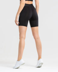 Hold Cycling Shorts | Black WOMEN'S BEST