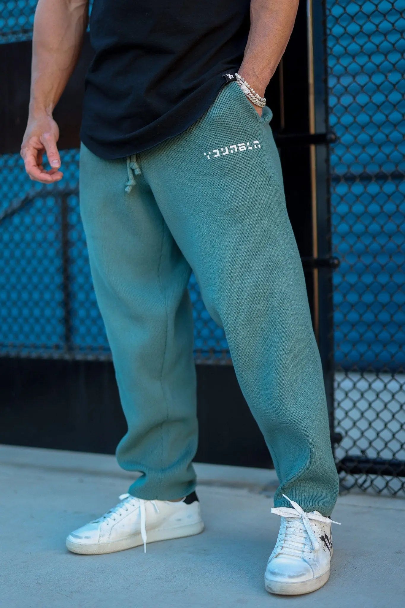 255 - Knitted Joggers Bincheto