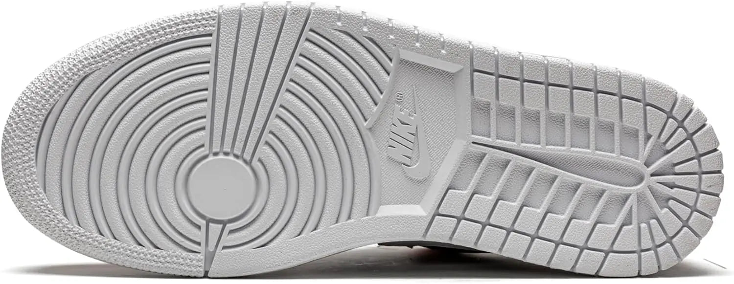 القرش السعودي | العلامة التجارية سعودي swoosh SAUDI SHARK | العلامة التجارية سعودي سووش، الرمز الأيقوني الذي يمثل ماركة الملابس الرياضية الشهيرة SAUDI SHARK | ماركة سعودي. هذا الرمز مرادف للجودة والابتكار في عالم الأحذية والملابس الرياضية. سواء كنت