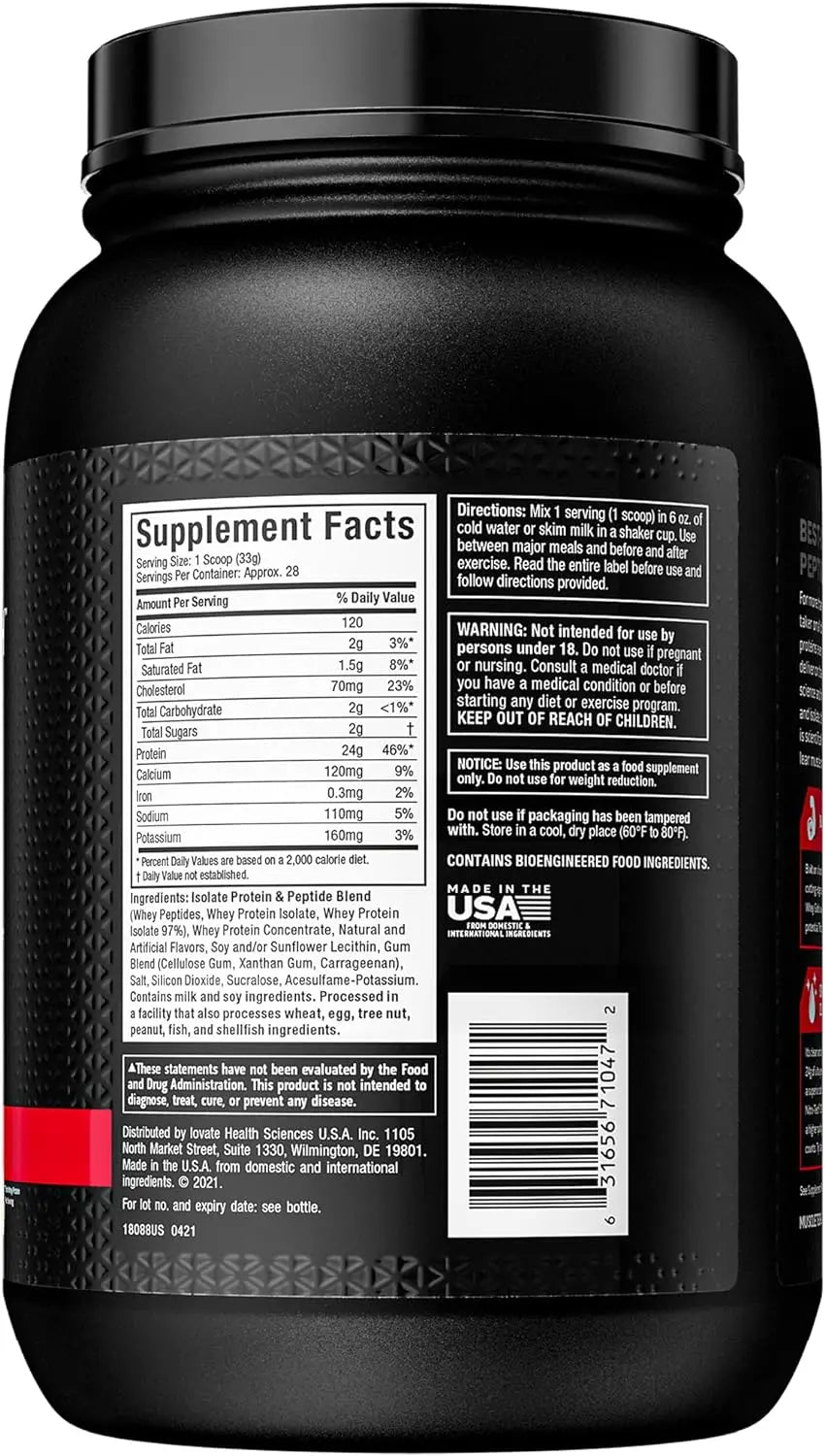 زجاجة مكمل غذائي من Muscletech Nitro Tech Whey Gold Strawberry من ماركة SAUDI SHARK على خلفية بيضاء.