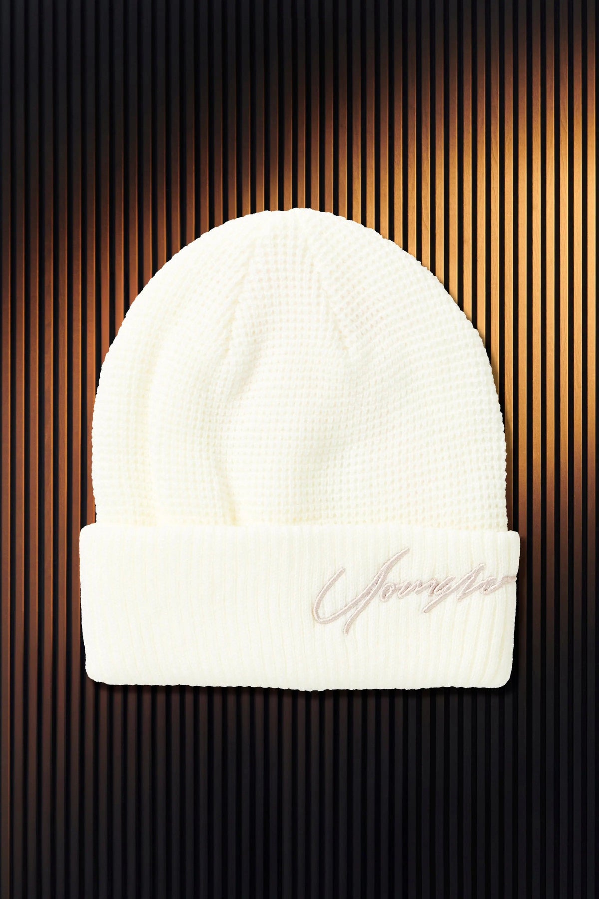 906 - Signature Beanies Millie