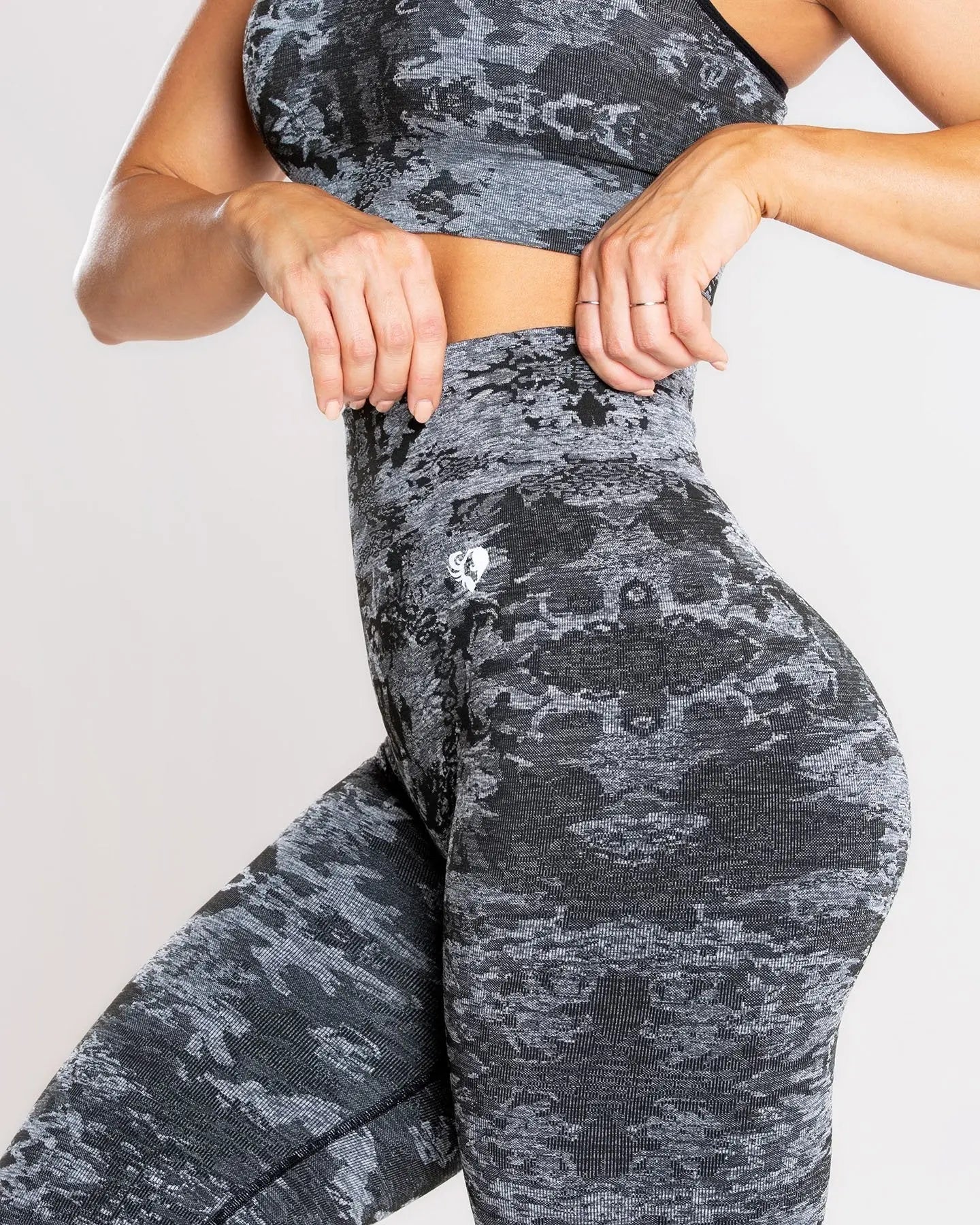 Camo Seamless Leggings | Black WOMEN'S BEST