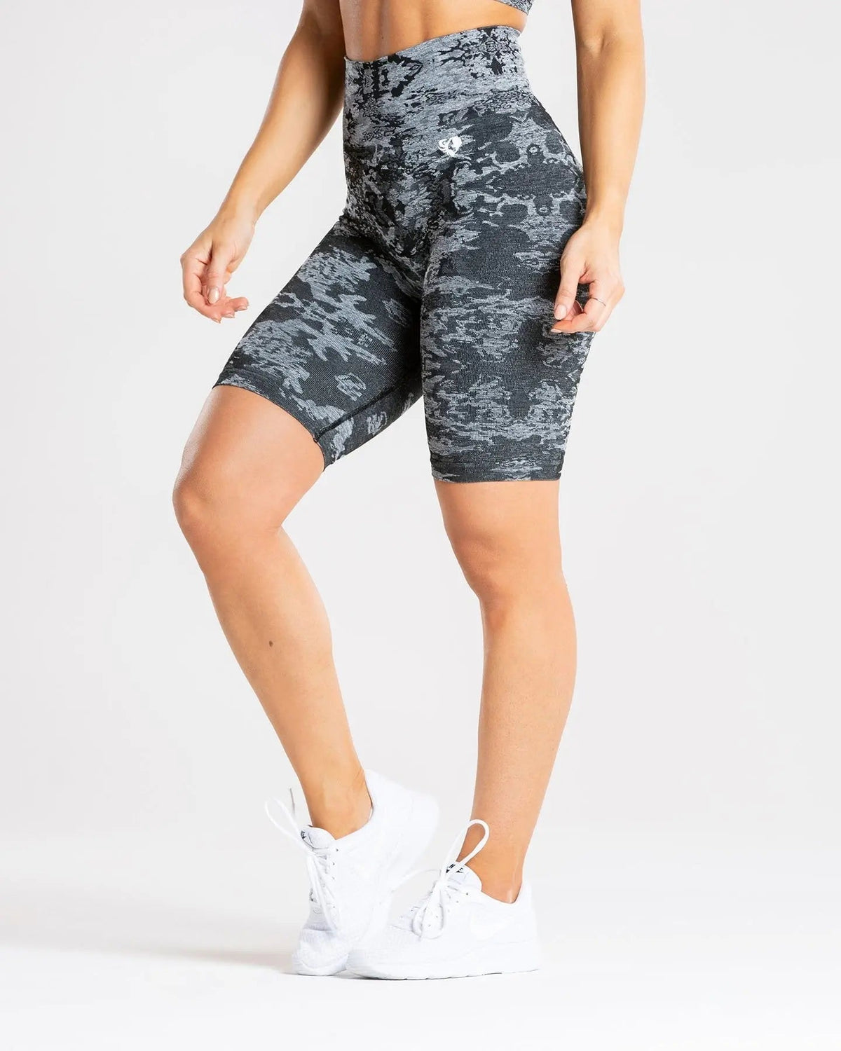 Camo Seamless Cycling Shorts | Black WOMEN'S BEST