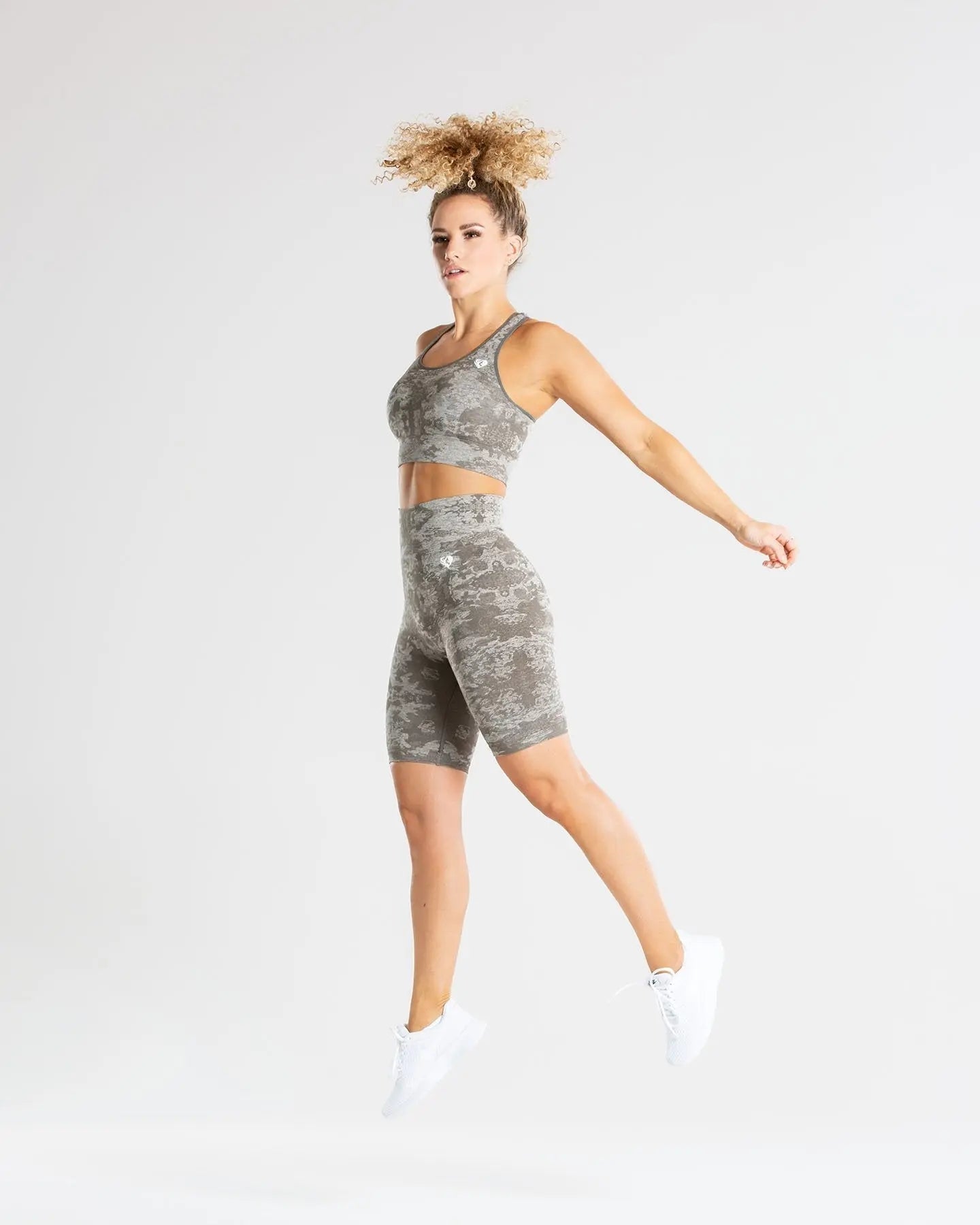 Camo Seamless Cycling Shorts | Green WOMEN'S BEST