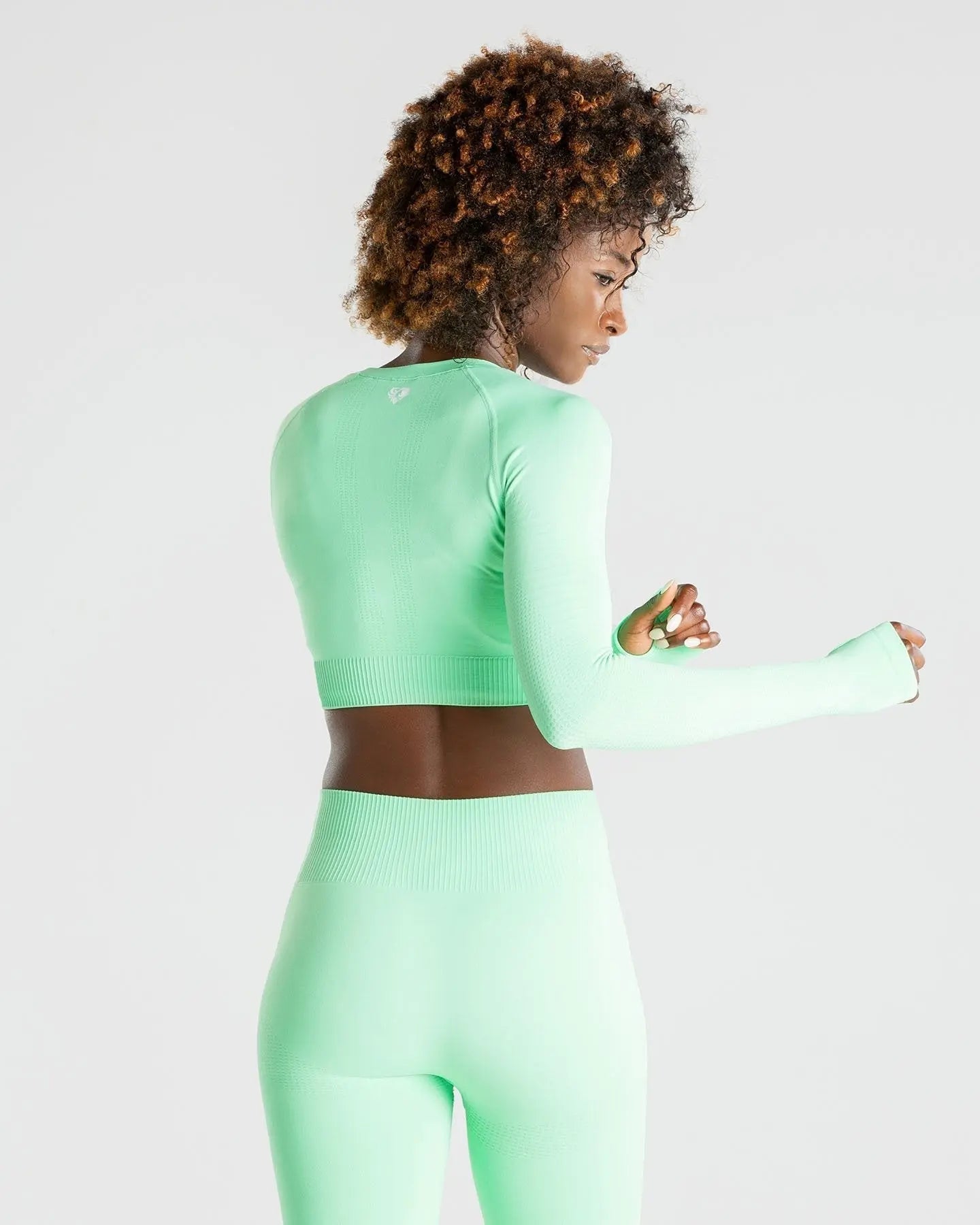Power Seamless Long Sleeve Crop Top | Green Ash WOMEN'S BEST