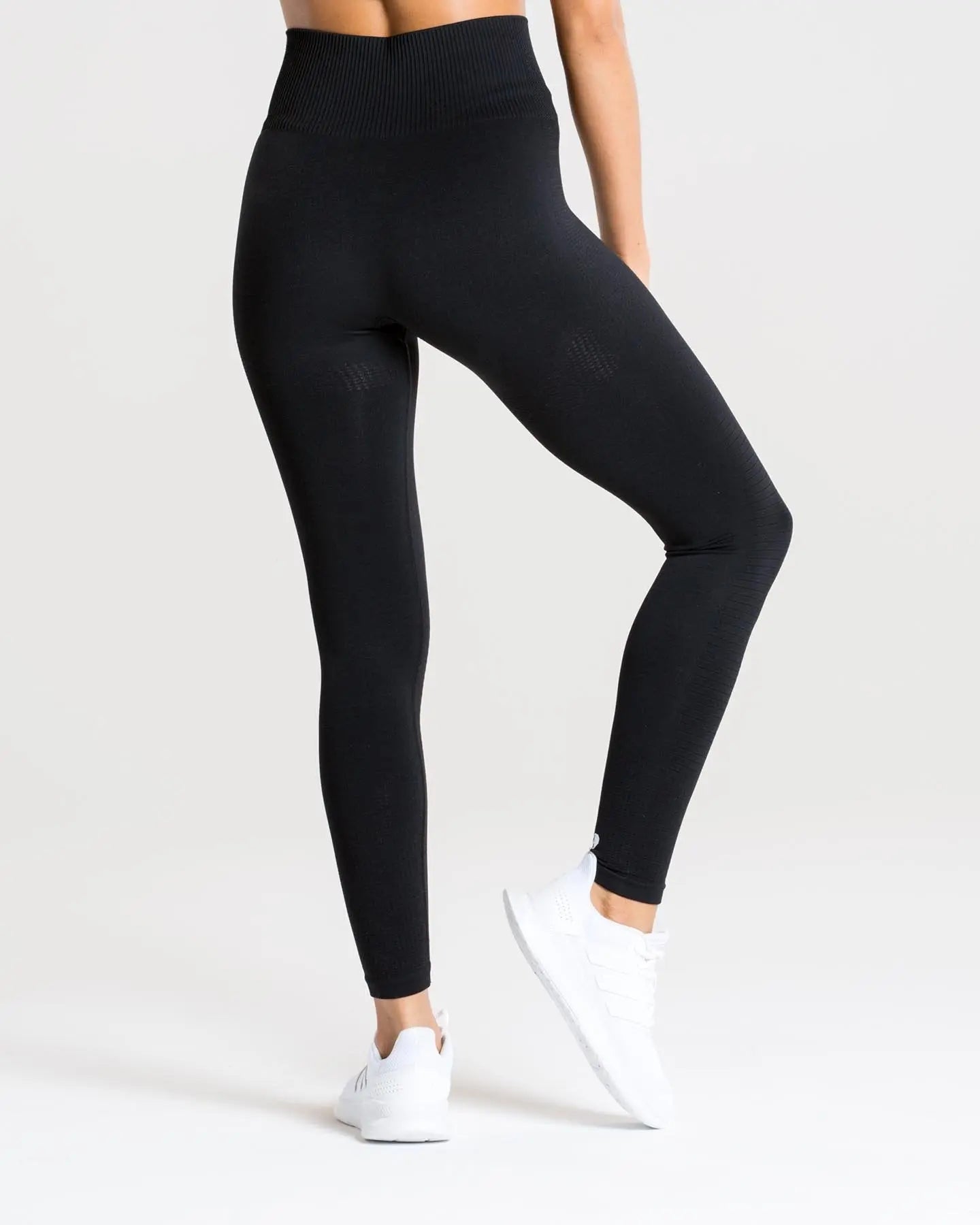 Power Seamless Leggings | Black WOMEN'S BEST