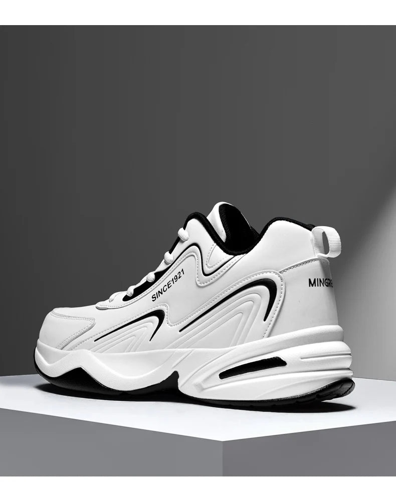 Men Sports Running Shoes Outdoor Walking Soft Casual Sneakers Fashion Designer Leather Sneaker Waterproof Men's Tennis Masculina