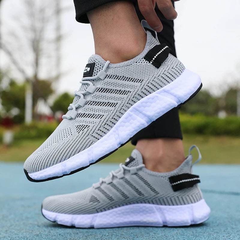 New Summer Soft Soled Running Shoes Men Mesh Breathable Casual Shoes Comfortable Fashionable Versatile Outdoor Exercise Shoes